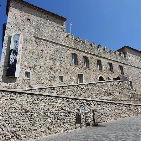 Vue Et Remparts. Entre Vieille Et Plages Apartman *