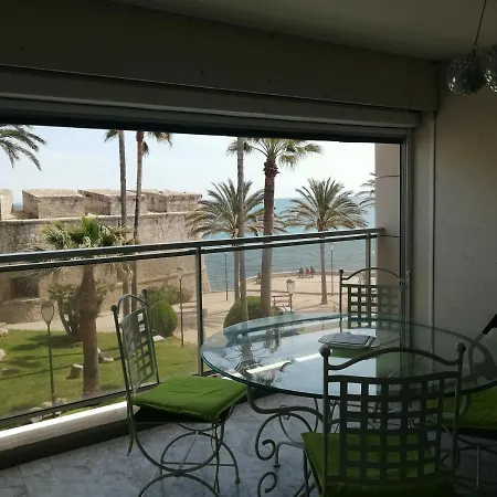 Vue Et Remparts. Entre Vieille Et Plages Appartement Antibes