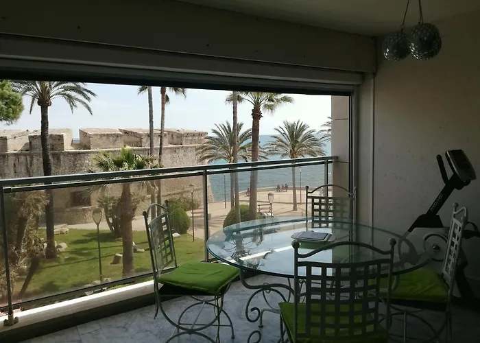 Vue Et Remparts. Entre Vieille Et Plages شقة أنتيب