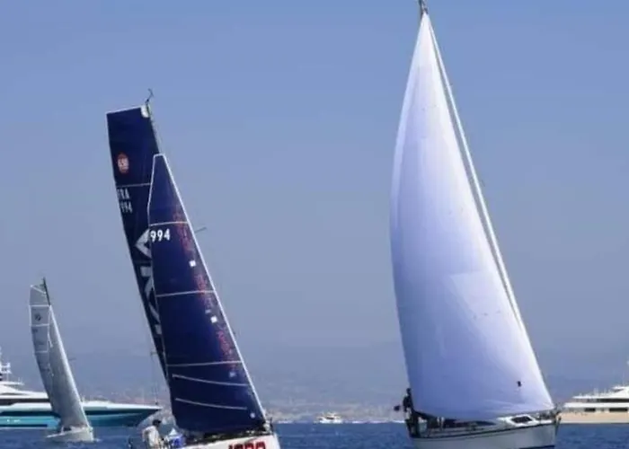 Vue Et Remparts. Entre Vieille Et Plages Lejlighed Antibes