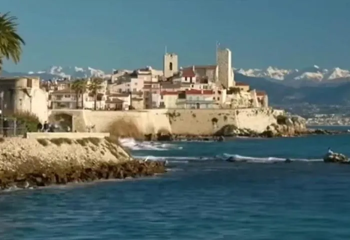 شقة Vue Et Remparts. Entre Vieille Et Plages أنتيب